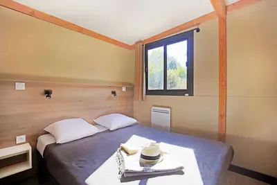 Image de Huttopia les Chateaux