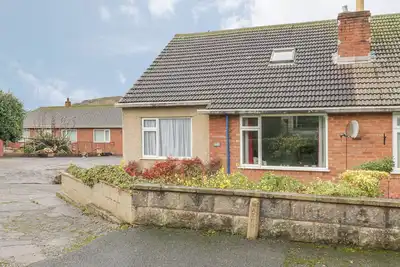 Image de Awelon, pet friendly, country holiday cottage in Rhos-On-Sea