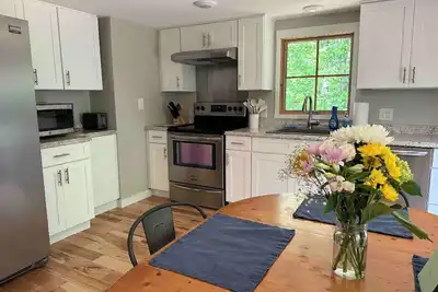 Image de Maine Barn Hideaway- 2nd Floor Private Guesthouse