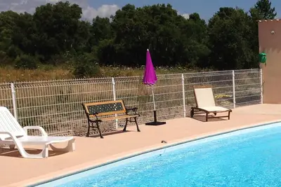 Image de Maison 3 chambres, plage à 5 min, piscine commune, jardin