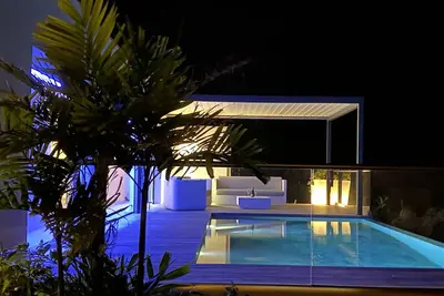Magnifique  villa d’architecte moderne, vue sur mer