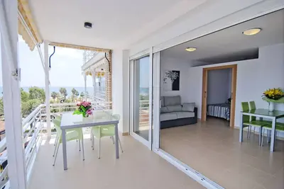 Image de Alexis plus Zeus Salou 8051