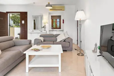 Apartment Dd12 - Chloe