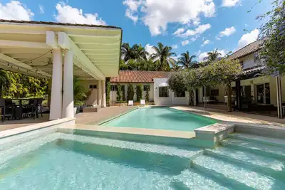 Image de Nouvelle et belle villa à Vivero