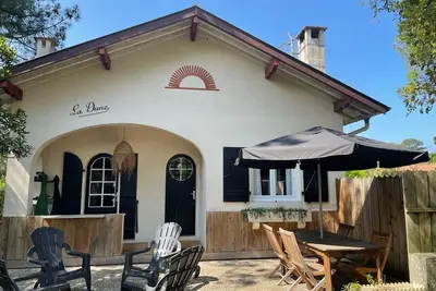 Image de Villa Landaise Rénovée Proche Plages - Jardin et Terrasse Privatifs