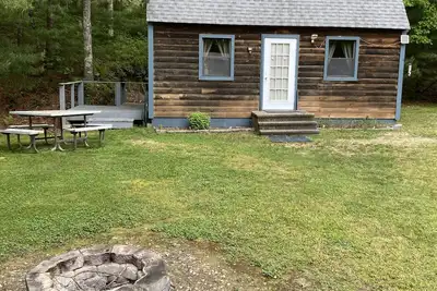 Image de Log Cabin-Glam Camping