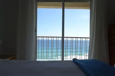 Apartment with great sea views