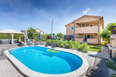 Image de Superbe maison à Marcana avec jacuzzi
