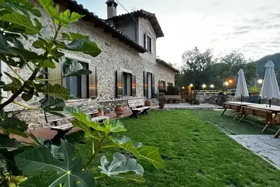 Image de Homerez - Maison spacieuse Ă Ogassa avec terrasse et barbecue