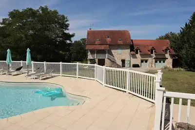 Image de Grande maison de 5 chambres à Parisot, Tarn et Garonne avec piscine de 15m