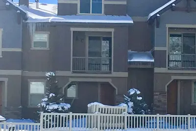 Image de Beautiful Home 10 min from Downtown Pc!