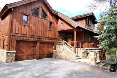 Au coeur de Breck 4bd & loft avec une vue imprenable