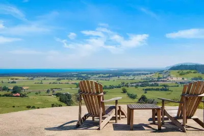 Image de Ocean Willow - Situé au calme parmi les pâturages verdoyants et les montagnes vallonnées