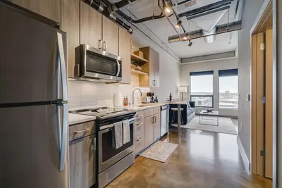 Image de Minnestay * City Loft 83 | Quartier des entrepôts | Score de marche 88 Vélo 96 | Boucle Nord