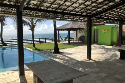 Image de Spectacular House - Pied dans le sable