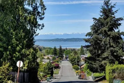 Image de Suite privée à Edmonds Bowl avec 360 Sound View