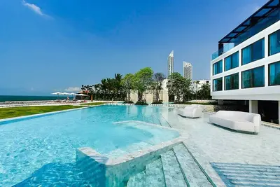 Image de [Vr] 2br High Skyline Ocean View @ Pattaya