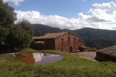 Image de Mas traditionnel du 14ème siècle dans le parc naturel du Montseny
