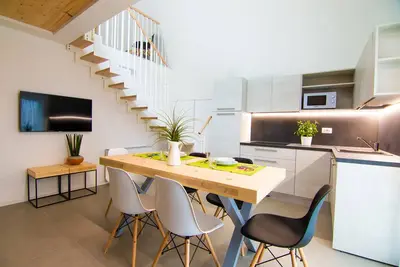 Image de Sangiovese Suite - suite dans un tout nouveau bâtiment privé proche de la mer et du centre.