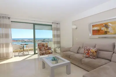 Image de Luxe 2Bed / 2Bath dans Aquamar Marina