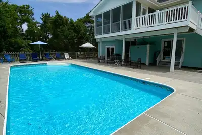 Image de Sandbridge Family Cottage - Plage, piscine et baie!