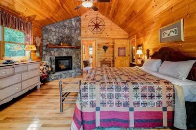 Bear Branches - Animaux acceptés | Foyer extérieur | Jacuzzi