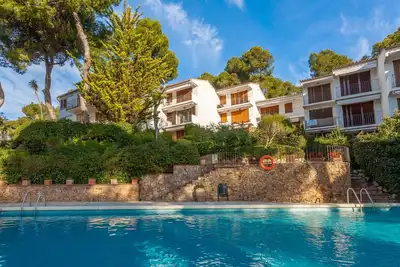 Image de Appartement rénové à 500 mètres de la plage, idéal pour les familles