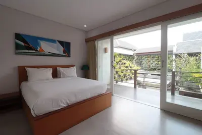 Image de villa de luxe au centre de seminyak