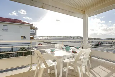 Image de Bel appartement T3 à 50m de la plage, balcon, parking, pour 4