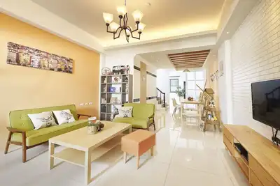 Image de Villa privée récemment rénovée pour 8-12 ans à Tainan
