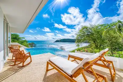 Image de Maison neuve de 6 chambres sur la plage de surf de Remanso! Tarifs d'introduction