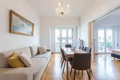 Image de Appartement Victoria Plaza Palace # 3