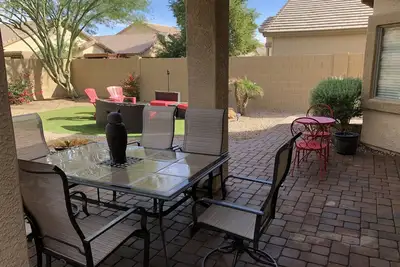 Image de Bienvenue dans votre maison loin de chez vous dans le désert!