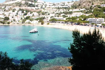 Image de 220-Bel appartement avec vue magnifique sur mer, direct plage-220