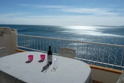 Image de 298-Magnifique appartement avec vue mer et piscine