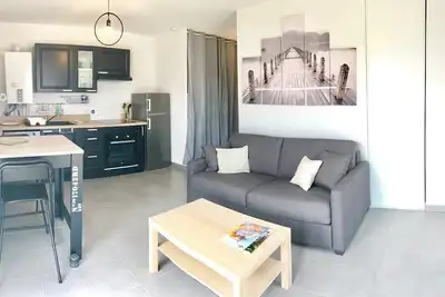 Image de Appartement contemporain classée 3* pour 4 à 6 personnes à Mimizan plage