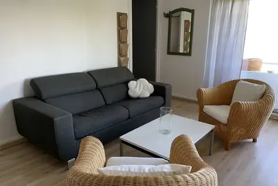 Image de Appartement 2. 5 pièces lumineux avec terrasse et jardin