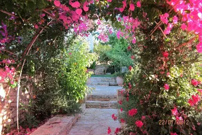 Villa Aloe - Villa élégante, piscine privée, vue mer, proche des restaurants. des plages.