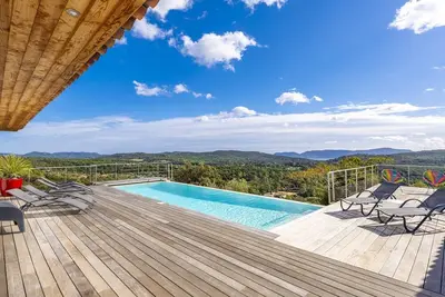 Image de Villa Neuve vue Mer 4 chambres Piscine Chauffee