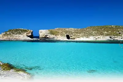 Image de Luxury Apt w\/ Side Seaviews and Pool, Top Location