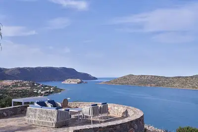Image de Villa Olivia, Home Cinema/Fitness-Vue panoramique Elounda et Spinalonga-300m mer
