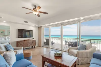 Image de Dunes of Crystal Beach 102: 4 Br / 3 Ba condo à Destin, pour 11 personnes