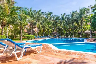 Image de Familly Condo Beach w/ Free access 2 the Beach