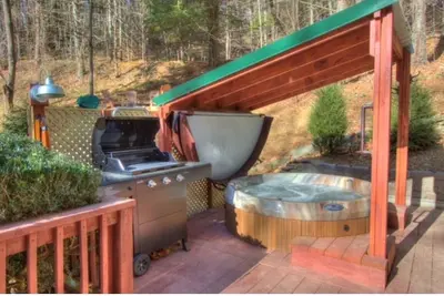 Image de Pets /App st/hottub/firepit/creek front/fishing