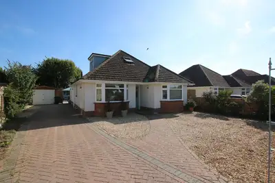 Image de Beach Retreat - a mudeford - bungalow avec 4 couchages dans 2 chambres