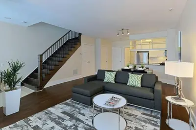 Image de Parc Nuvo - Prêt à emménager à Etobicoke-Dundas / Kipling