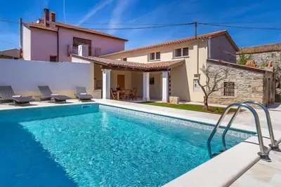 Image de Belle villa avec piscine privée, WiFi