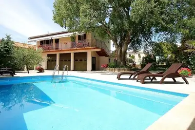 Image de Appartement avec piscine et bel espace extérieur