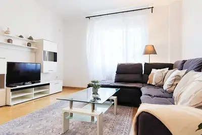 Image de Appartement central 2 chambres 85 m2 à 5 minutes à pied de Trg Slobode