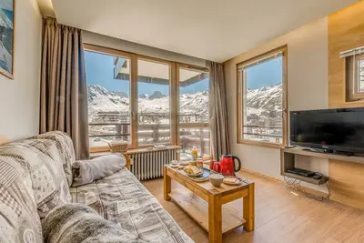 Image de Appartement rénové 3 pièces - Balcon et WiFi